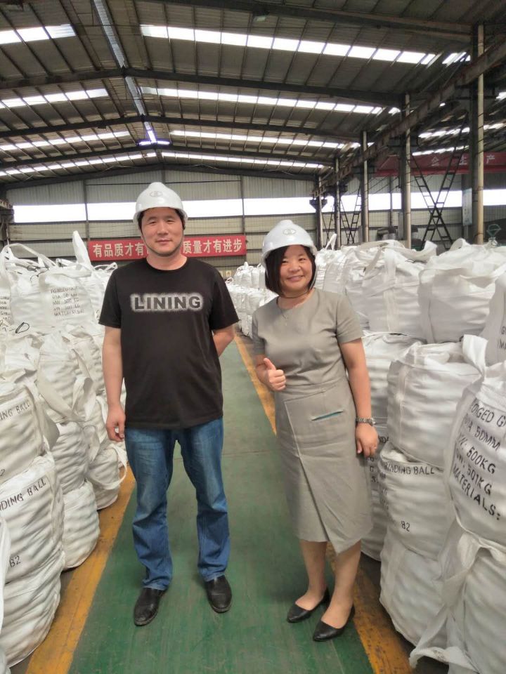 Kute szlifowanie stalowych kul dostawców