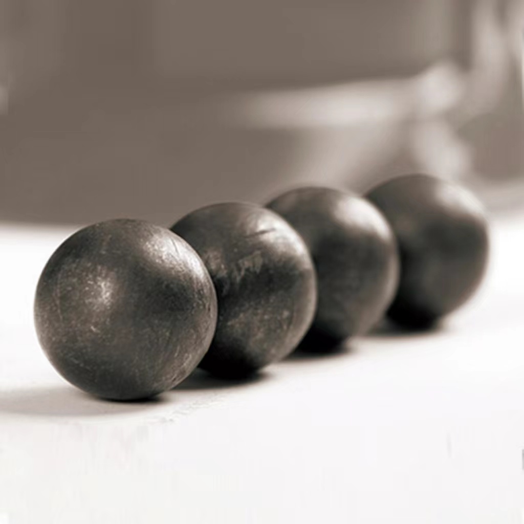 Stalowa bal kuźnicza